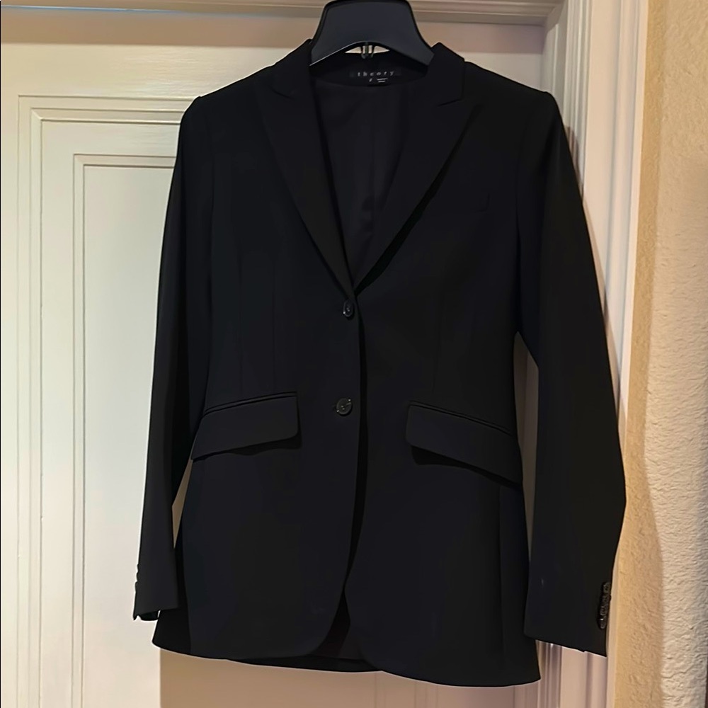 Classic Theory Black Women's Blazer